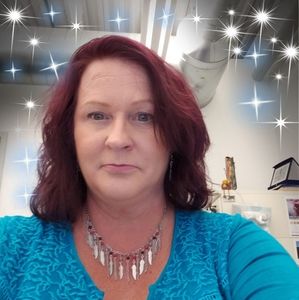 Meet your Posher, Annette